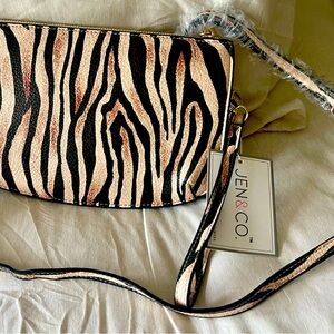 Jen & Co NWT Tiger Print Crossbody